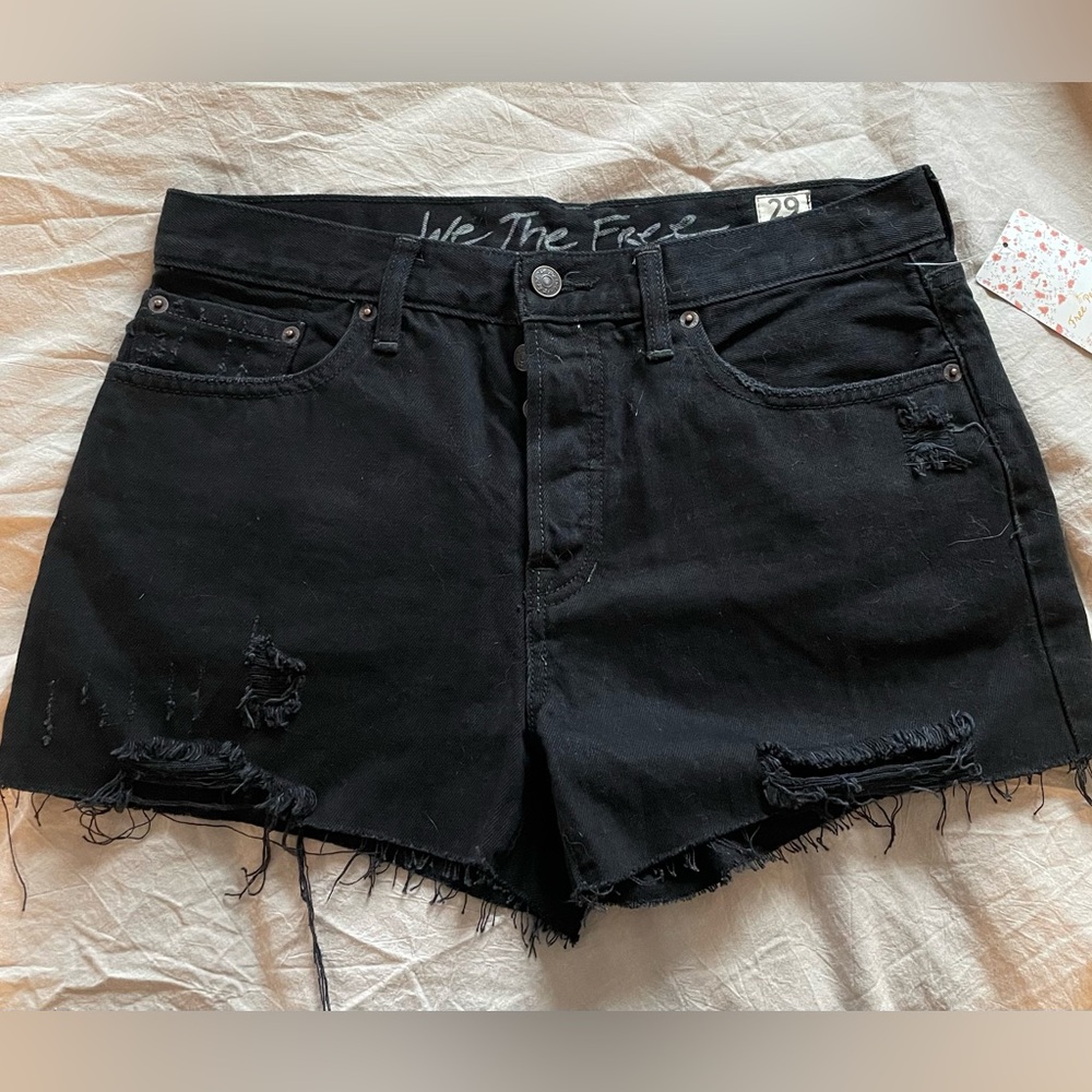 Free People Black Distressed Jean Shorts - Size 29 - NWT